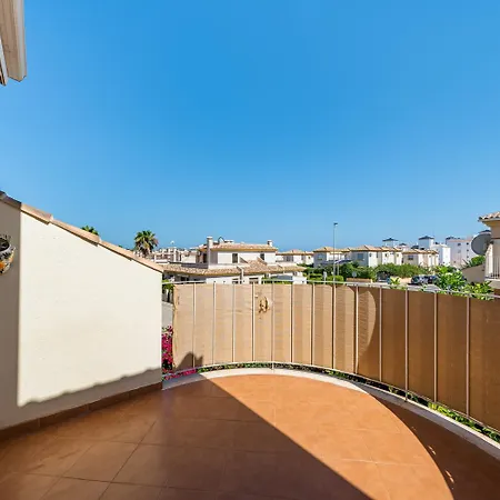 Charming 3-bedroom * Dehesa de Campoamor (Orihuela Costa)